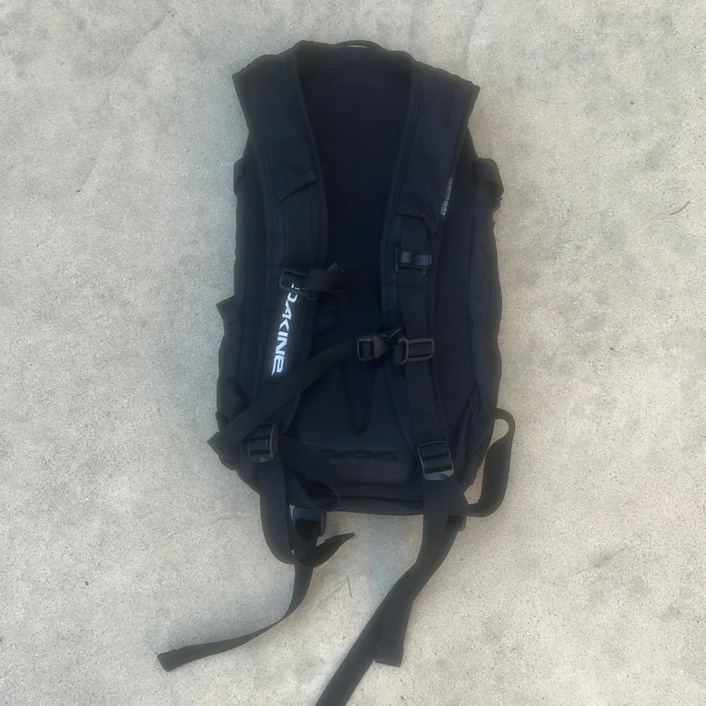 Dakine nomad pack